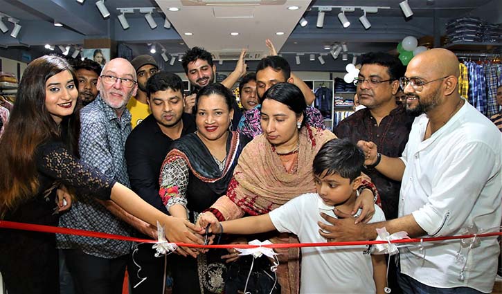 বনশ্রীতে ভিরোর ফ্ল্যাগশিপ শোরুম বনশ্রীতে ভিরোর ফ্ল্যাগশিপ শোরুম