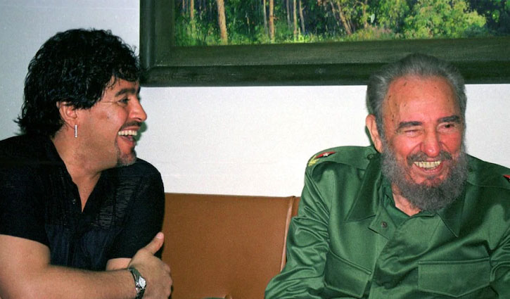 চিরপ্রস্থানের দিনেও একাত্ম কাস্ত্রো-ম্যারাডোনা