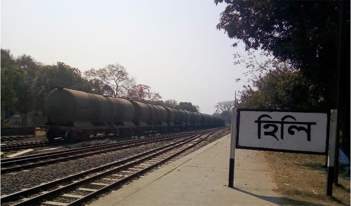 ভারত থেকে এলো ২৭৩৬ মে. টন চিটাগুড় ভারত থেকে এলো ২৭৩৬ মে. টন চিটাগুড়