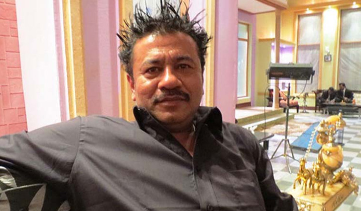 অভিনেতা ইলিয়াস কোবরা এখন কৃষিকাজে ব্যস্ত