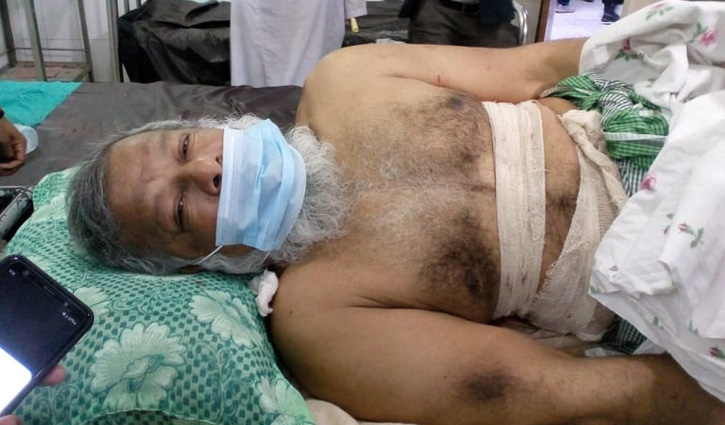 রাজধানীতে ছুরিকাঘাতে হেফাজত নেতা আহত রাজধানীতে ছুরিকাঘাতে হেফাজত নেতা আহত