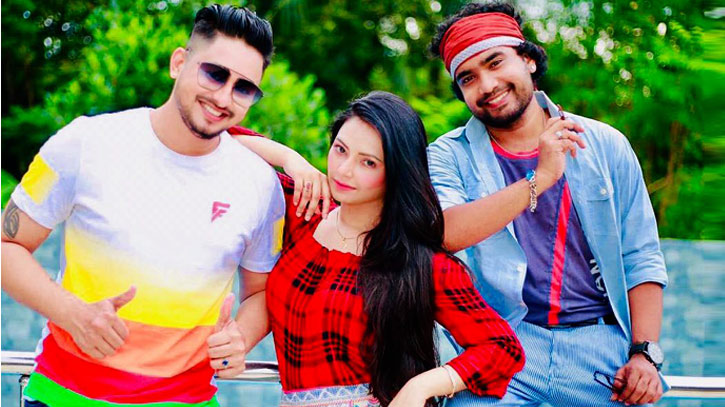 পর্দায় ‘সাইকো লাভার’ পর্দায় ‘সাইকো লাভার’