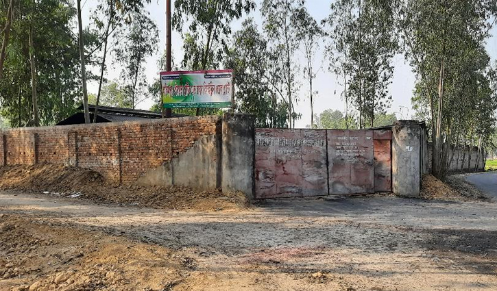 টায়ার পুড়িয়ে জ্বালানি তেল, হুমকিতে জনস্বাস্থ্য টায়ার পুড়িয়ে জ্বালানি তেল, হুমকিতে জনস্বাস্থ্য