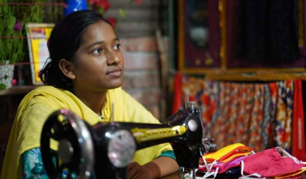 জাতিসংঘের ‘রিয়েল লাইফ হিরো’ রূপসা চরের আঁখি