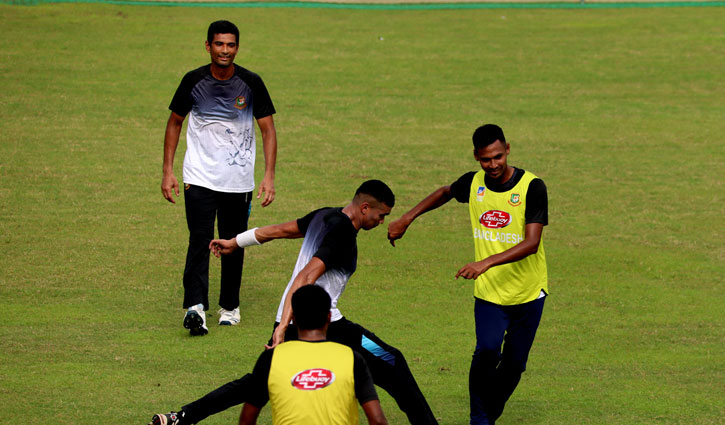 দলগত অনুশীলনের পর উচ্ছ্বসিত মাহমুদউল্লাহ দলগত অনুশীলনের পর উচ্ছ্বসিত মাহমুদউল্লাহ