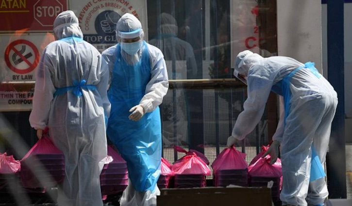 জুলাইয়ের আগে করোনা টিকা পাবেন না ৬০ বছরের কম বয়সী মালয়েশিয়ানরা