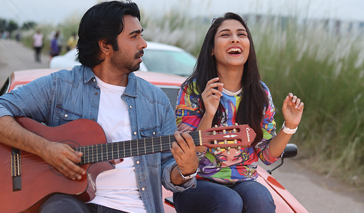 বছরের শুরুতে আলোচনায় মেহজাবিন-অপূর্ব