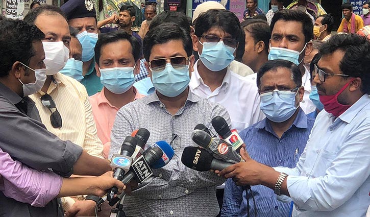 ‘পানি নিষ্কাশন ব্যবস্থা সঠিক না হওয়ায় রাস্তা ক্ষতিগ্রস্ত হচ্ছে’ ‘পানি নিষ্কাশন ব্যবস্থা সঠিক না হওয়ায় রাস্তা ক্ষতিগ্রস্ত হচ্ছে’