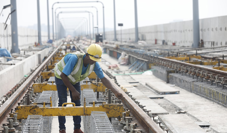 করোনাতেও থেমে নেই মেট্রোরেল প্রকল্পের কাজ
