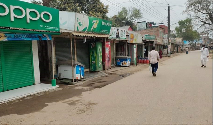 গৌরীপুরে মেয়রের ওপর হামলার অভিযোগে ব্যবসায়ীদের হরতাল গৌরীপুরে মেয়রের ওপর হামলার অভিযোগে ব্যবসায়ীদের হরতাল