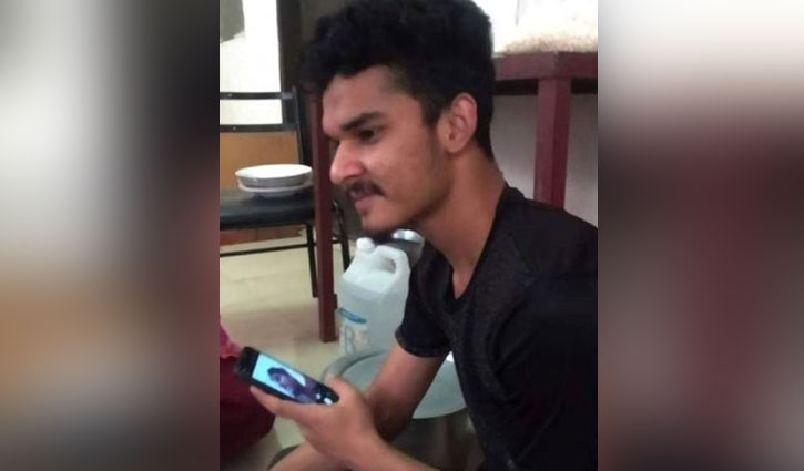 মুন্নার উপযুক্ত বিচার চায় এলাকাবাসী মুন্নার উপযুক্ত বিচার চায় এলাকাবাসী