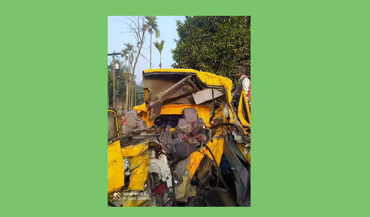 নরসিংদীতে সড়ক দুর্ঘটনায় ভ্যানচালক নিহত নরসিংদীতে সড়ক দুর্ঘটনায় ভ্যানচালক নিহত