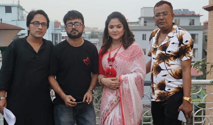 ‘মজনু মামা’ ও ঊর্মিলার প্রেমের গল্প!