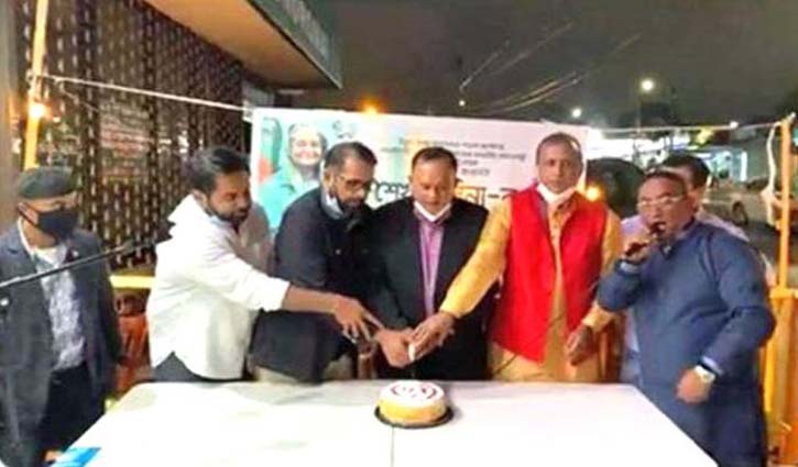 নিউইয়র্কে শেখ হাসিনার জন্মদিন পালন নিউইয়র্কে শেখ হাসিনার জন্মদিন পালন