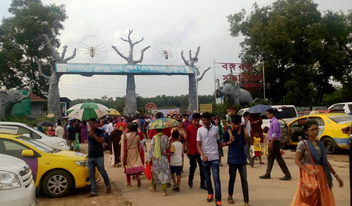 রোববার খুলছে গাজীপুরের বঙ্গবন্ধু সাফারি পার্ক রোববার খুলছে গাজীপুরের বঙ্গবন্ধু সাফারি পার্ক