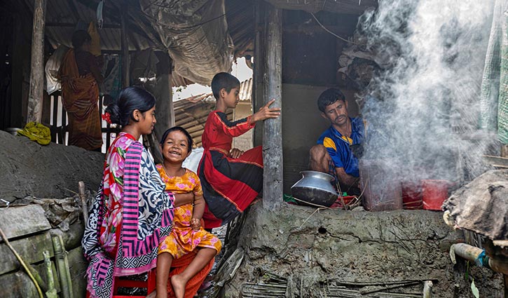 আলোকচিত্র প্রদর্শনী ‘ভিন্ন রূপে পুরুষ’