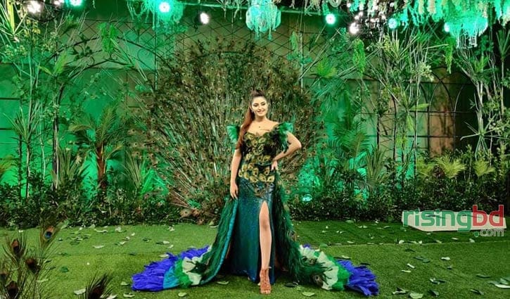 ময়ূর বেশে সবুজের দেশে পরীমনি ময়ূর বেশে সবুজের দেশে পরীমনি
