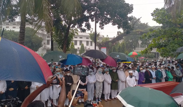 ব্যারিস্টার রফিক-উল হকের জানাজা সম্পন্ন ব্যারিস্টার রফিক-উল হকের জানাজা সম্পন্ন