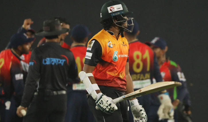 প্রত্যাবর্তনের ম্যাচে বিবর্ণ সাকিব প্রত্যাবর্তনের ম্যাচে বিবর্ণ সাকিব