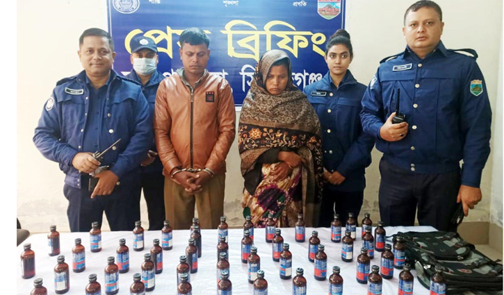ফেন্সিডিলসহ স্বামী-স্ত্রী আটক ফেন্সিডিলসহ স্বামী-স্ত্রী আটক