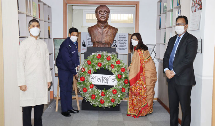 সিউলে ৭ মার্চ উদযাপন সিউলে ৭ মার্চ উদযাপন