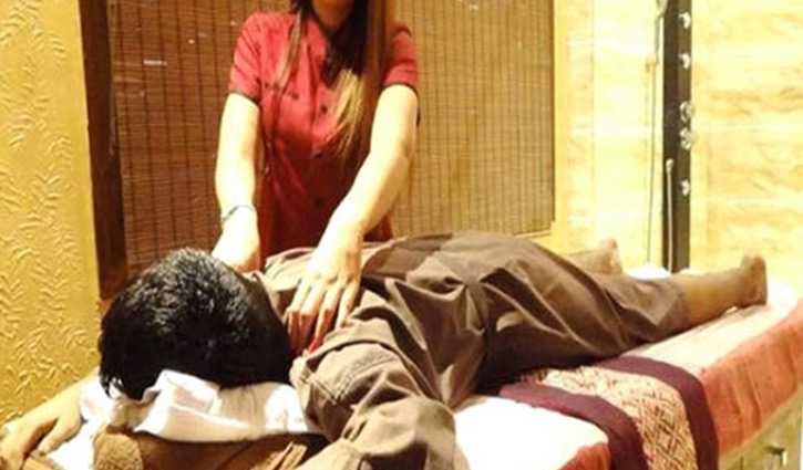 স্পার আড়ালে দেহ ব্যবসা: গ্রেপ্তার অভিনেতা স্পার আড়ালে দেহ ব্যবসা: গ্রেপ্তার অভিনেতা