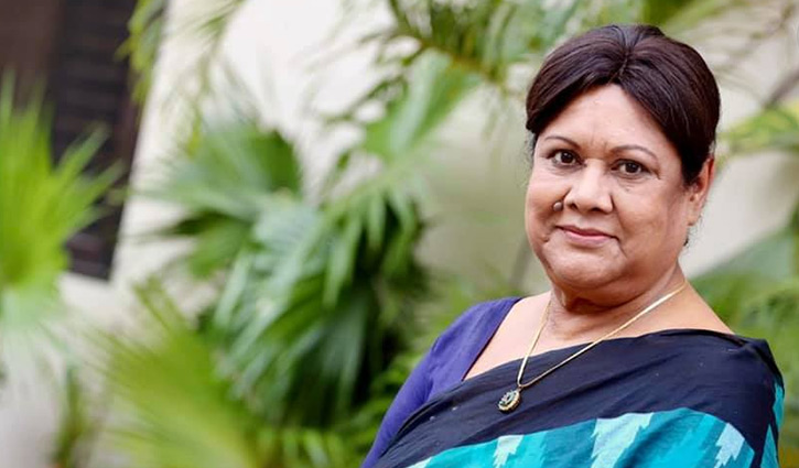 সিসিইউতে সুজাতা সিসিইউতে সুজাতা
