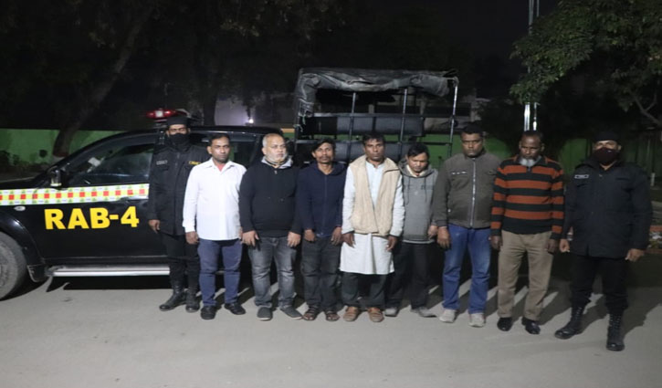 রাজধানীতে তক্ষক উদ্ধার, ৭ জনের জরিমানা রাজধানীতে তক্ষক উদ্ধার, ৭ জনের জরিমানা