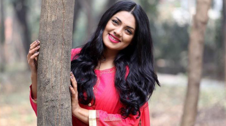 অনুদানের চলচ্চিত্রে তিশা অনুদানের চলচ্চিত্রে তিশা
