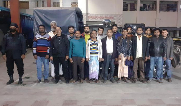 ২৩ জুয়াড়ি গ্রেপ্তার ২৩ জুয়াড়ি গ্রেপ্তার