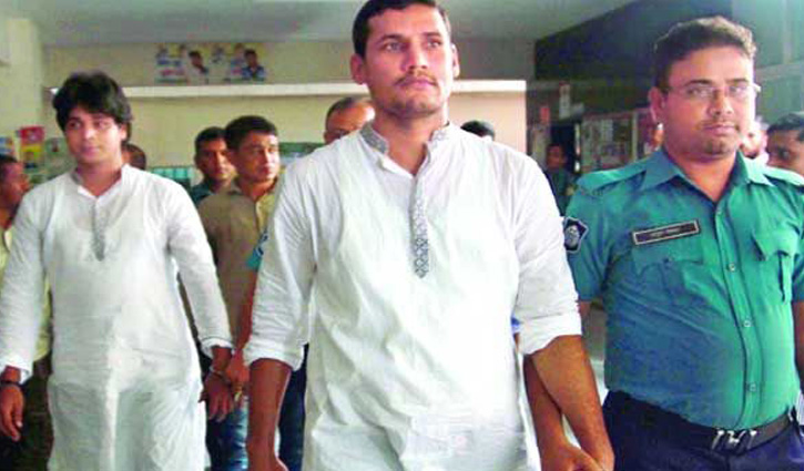 Ctg top terror Sorowar arrested in Dhaka airport