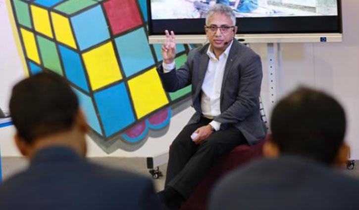 Grameenphone faces SIM crisis