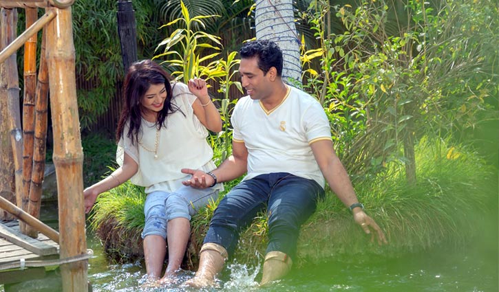 ‘সেদিন দুজনে’