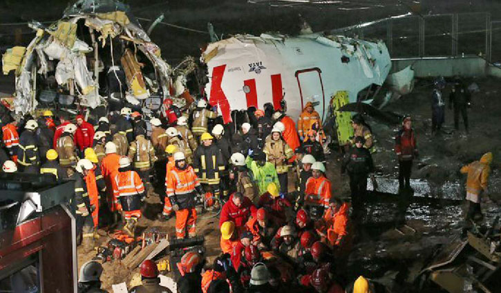 Istanbul plane crash leaves 3 dead, 179 injured