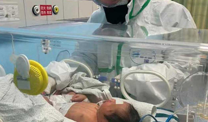 Newborn infected with coronavirus