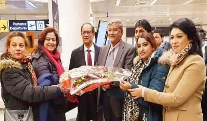 ‘অর্থনীতিতে বিরাট অবদান রাখছেন প্রবাসীরা’ ‘অর্থনীতিতে বিরাট অবদান রাখছেন প্রবাসীরা’