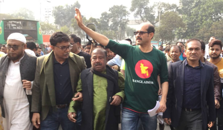 পরিবহন ব্যবস্থা পরিবর্তনের স্বপ্ন দেখেন আতিকুল পরিবহন ব্যবস্থা পরিবর্তনের স্বপ্ন দেখেন আতিকুল