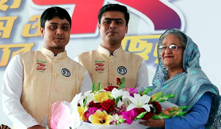 ভারমুক্ত হলেন জয়-লেখক