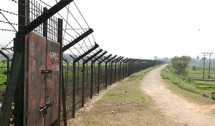 Three Bangladeshis shot dead by BSF Three Bangladeshis shot dead by BSF