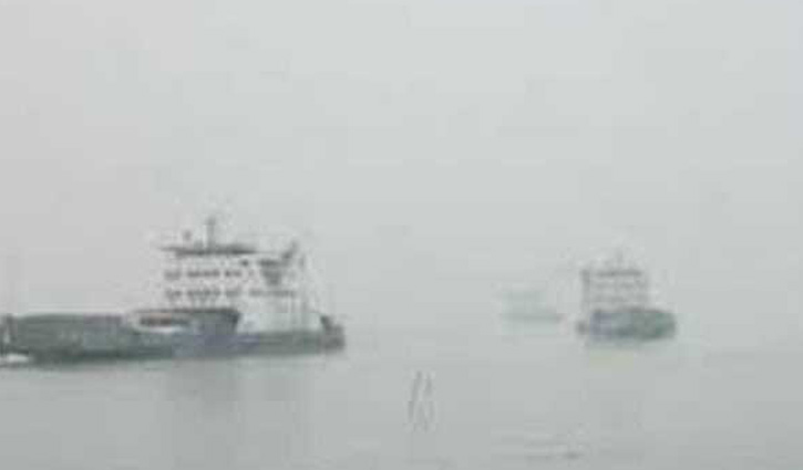 শিমুলিয়া-কাঁঠালবাড়ি নৌরুটে ফেরি চলাচল বন্ধ শিমুলিয়া-কাঁঠালবাড়ি নৌরুটে ফেরি চলাচল বন্ধ