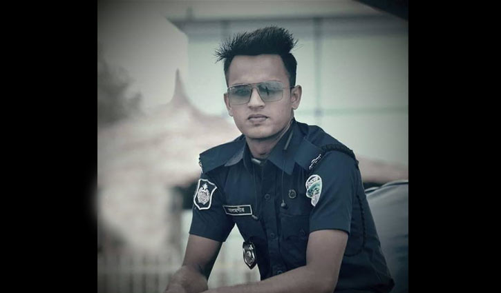 Two including policeman killed in road accident