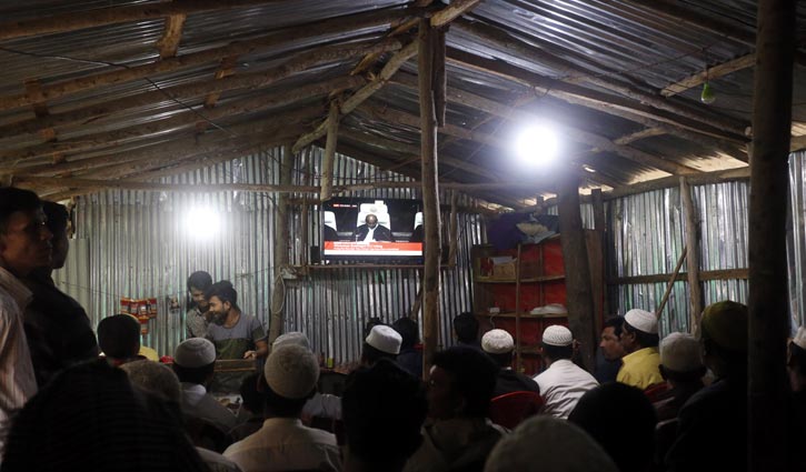 রায়কে ‘প্রাথমিক বিজয়’ বলছেন রোহিঙ্গারা রায়কে ‘প্রাথমিক বিজয়’ বলছেন রোহিঙ্গারা