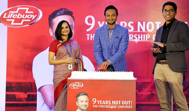 আরো দীর্ঘ হচ্ছে লাইফবয়-সাকিব জুটি আরো দীর্ঘ হচ্ছে লাইফবয়-সাকিব জুটি