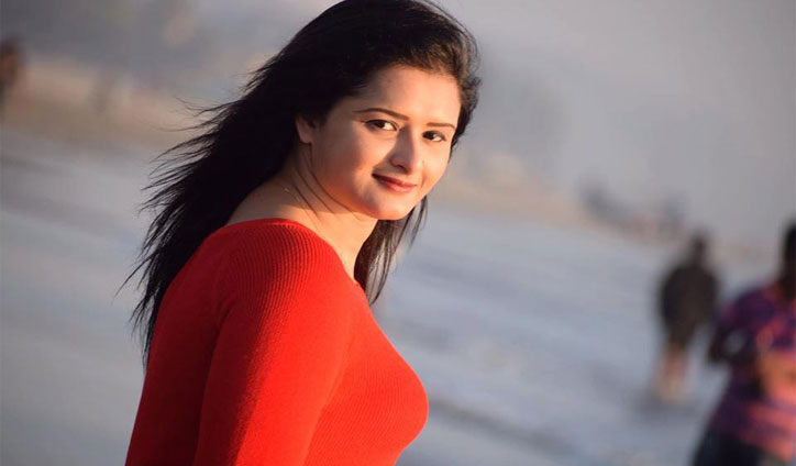 পাঁচ বছরেও মেটেনি ইশারার জেদ!