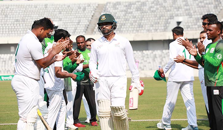 Tamim hits historic triple century (video)