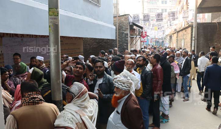 Voting underway in Dhaka city