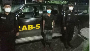 শিবগঞ্জে পিস্তল ওয়ান শুটার গানসহ অস্ত্র কারবারি গ্রেপ্তার শিবগঞ্জে পিস্তল ওয়ান শুটার গানসহ অস্ত্র কারবারি গ্রেপ্তার