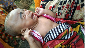 মাকে হারালো ৪১ দিনের শিশু মাকে হারালো ৪১ দিনের শিশু
