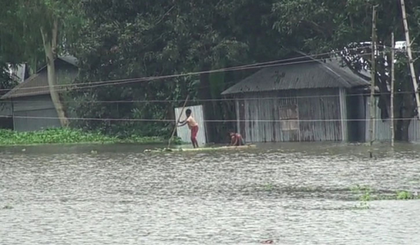 বন্যায় ৪১ জনের মৃত্যু, ক্ষতিগ্রস্ত ৫৫ লাখ ৬৪ হাজার বন্যায় ৪১ জনের মৃত্যু, ক্ষতিগ্রস্ত ৫৫ লাখ ৬৪ হাজার