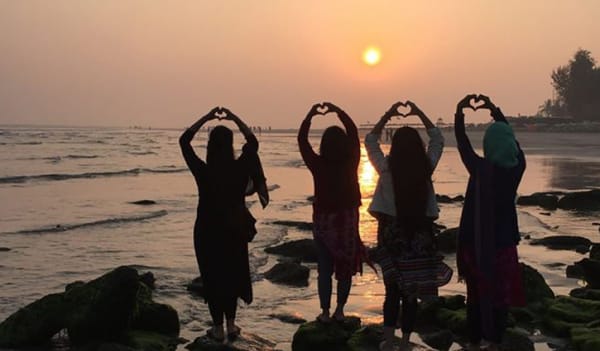 ‘বন্ধু ছাড়া লাইফ ইম্পসিবল’ ‘বন্ধু ছাড়া লাইফ ইম্পসিবল’